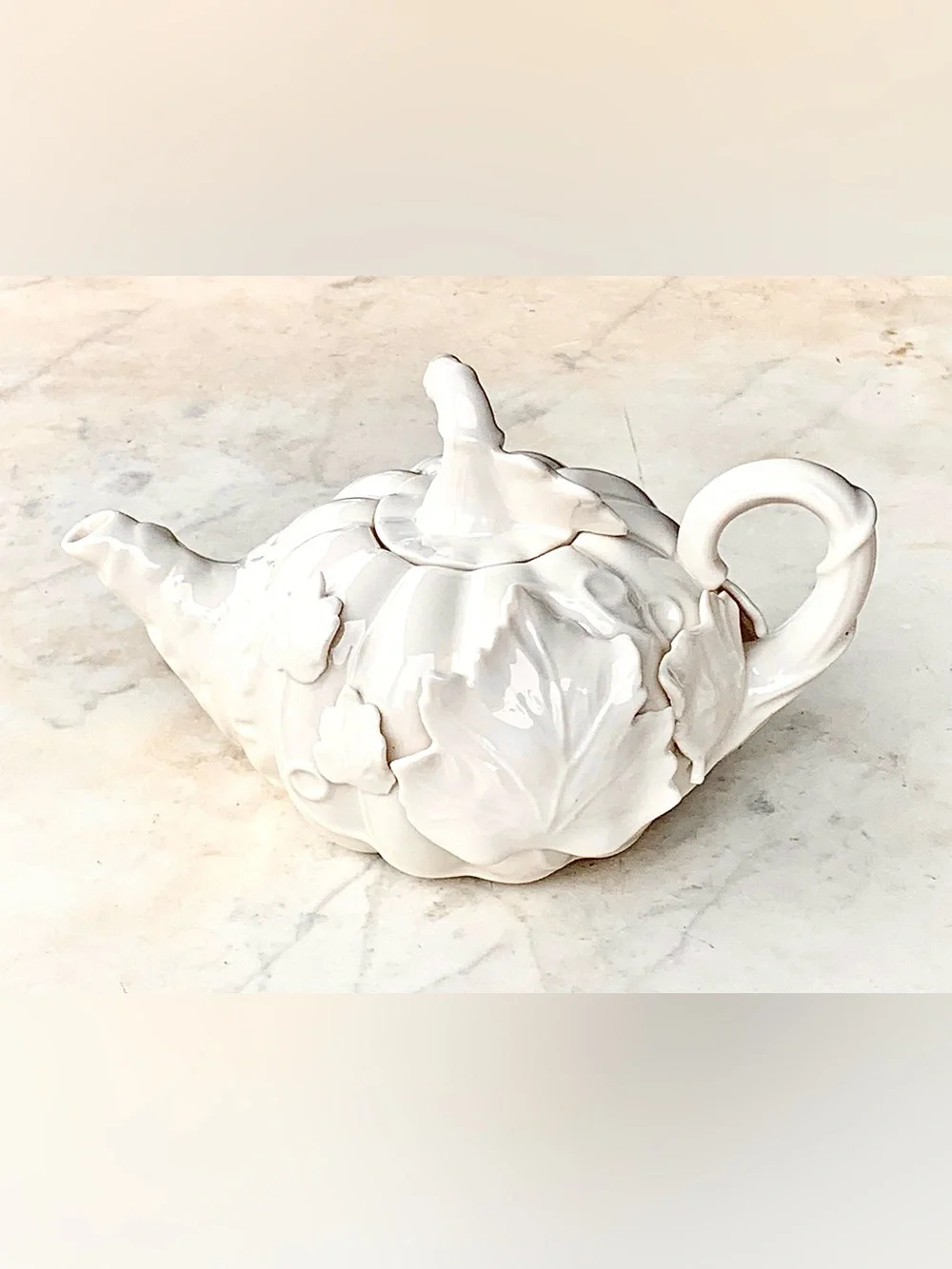 GRACE’S TEAWARE AUTUMN PUMPKIN TEA POT & LID WHITE BONE VINES 3D NEW PORCELAIN